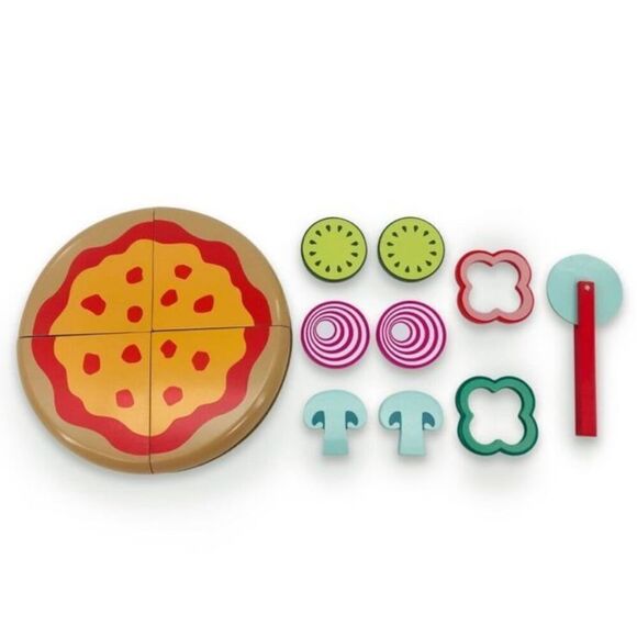 Target Bullseye Wooden Round Pizza Play Set - Picture 2 of 5